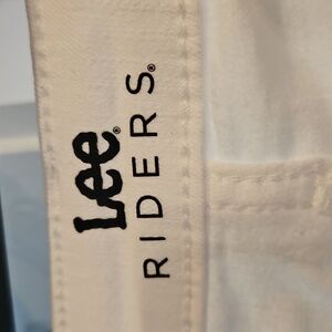 Lee Riders  Size 14 Medium  White